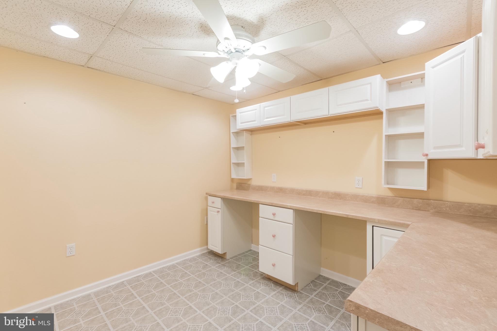 CLAYMONT CHASE - Residential