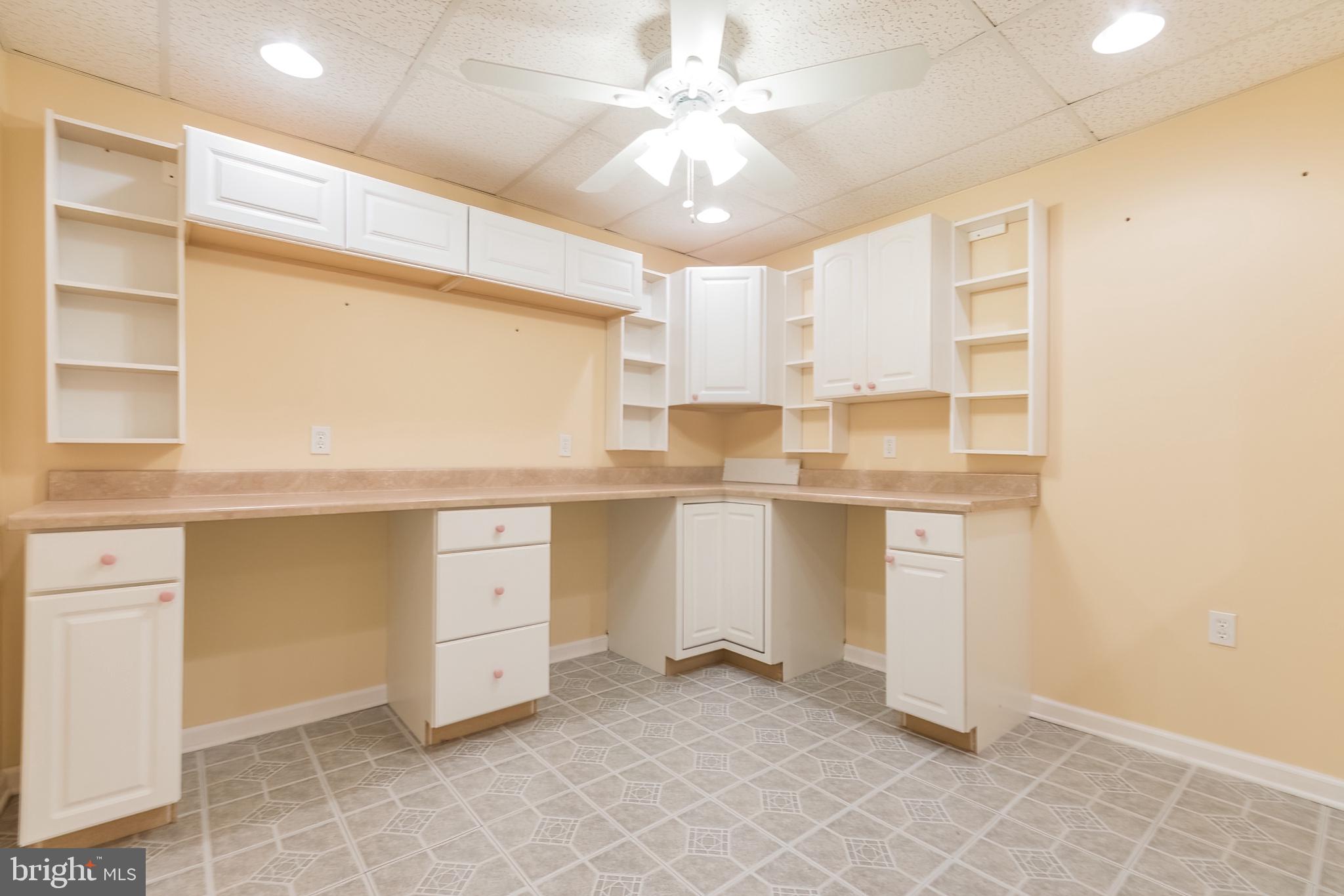 CLAYMONT CHASE - Residential