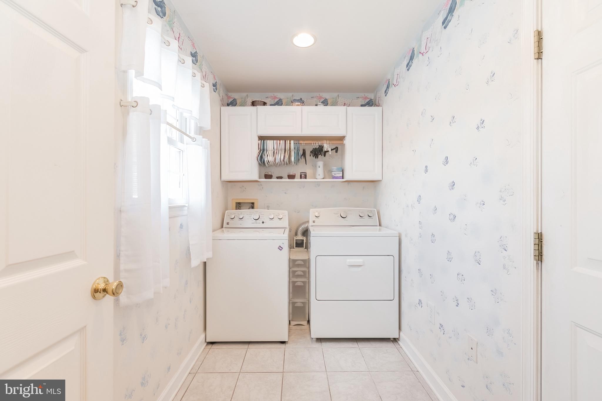 CLAYMONT CHASE - Residential