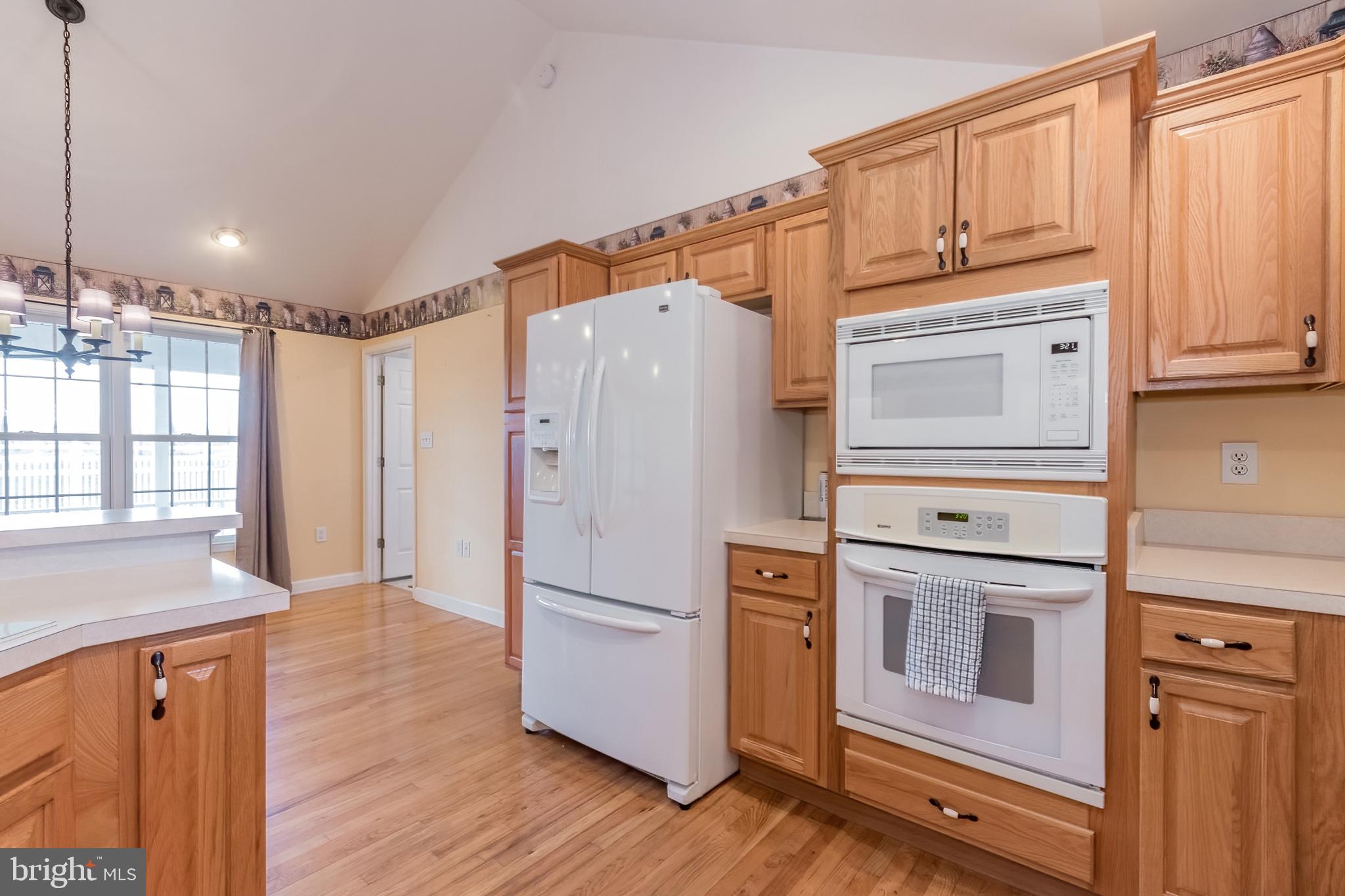 CLAYMONT CHASE - Residential