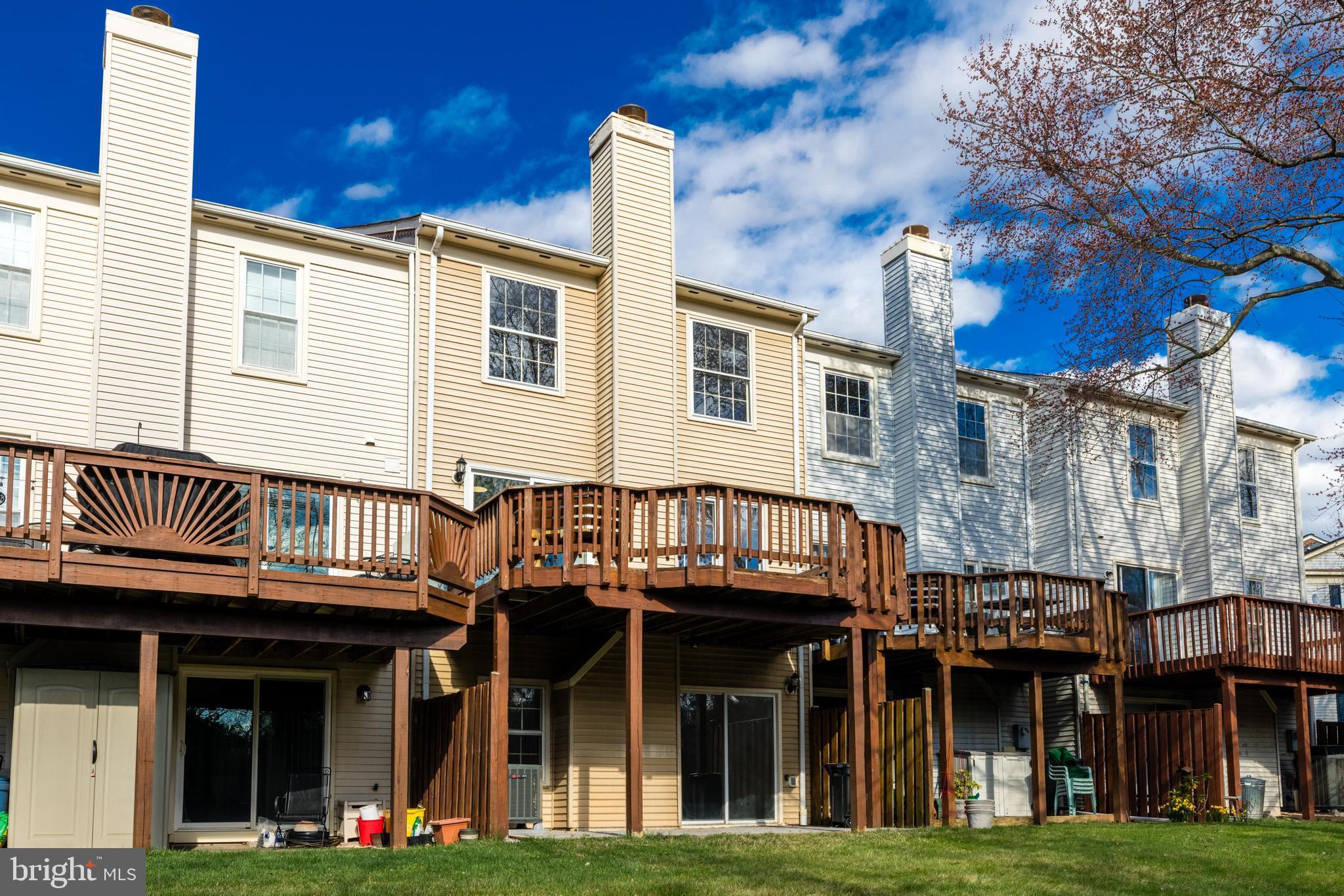FOXFIELD - Residential Lease