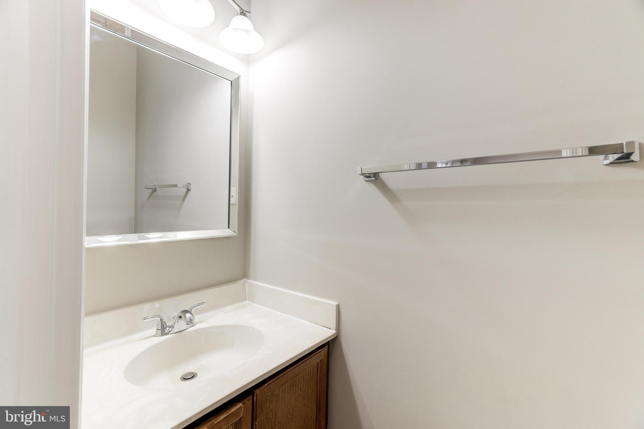 FOXFIELD - Residential Lease