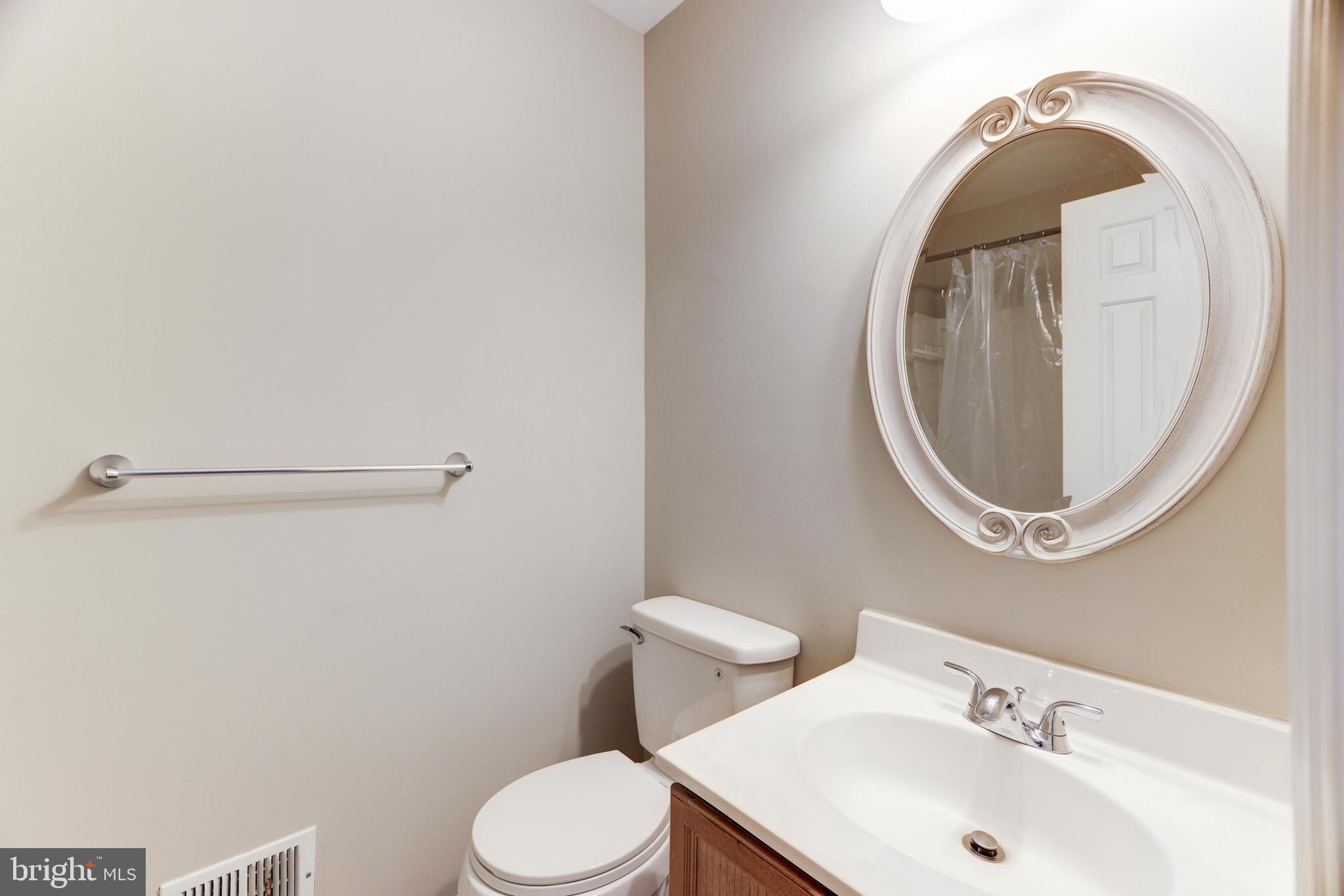 FOXFIELD - Residential Lease
