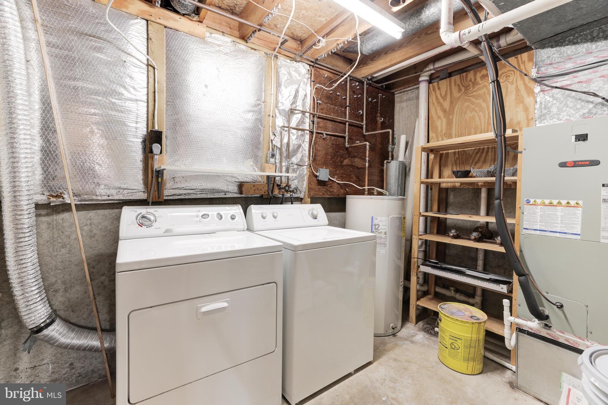 FOXFIELD - Residential Lease