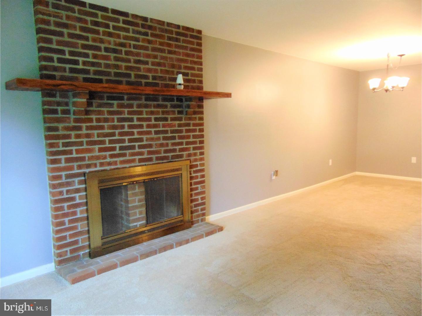 PINE BROOK - Residential