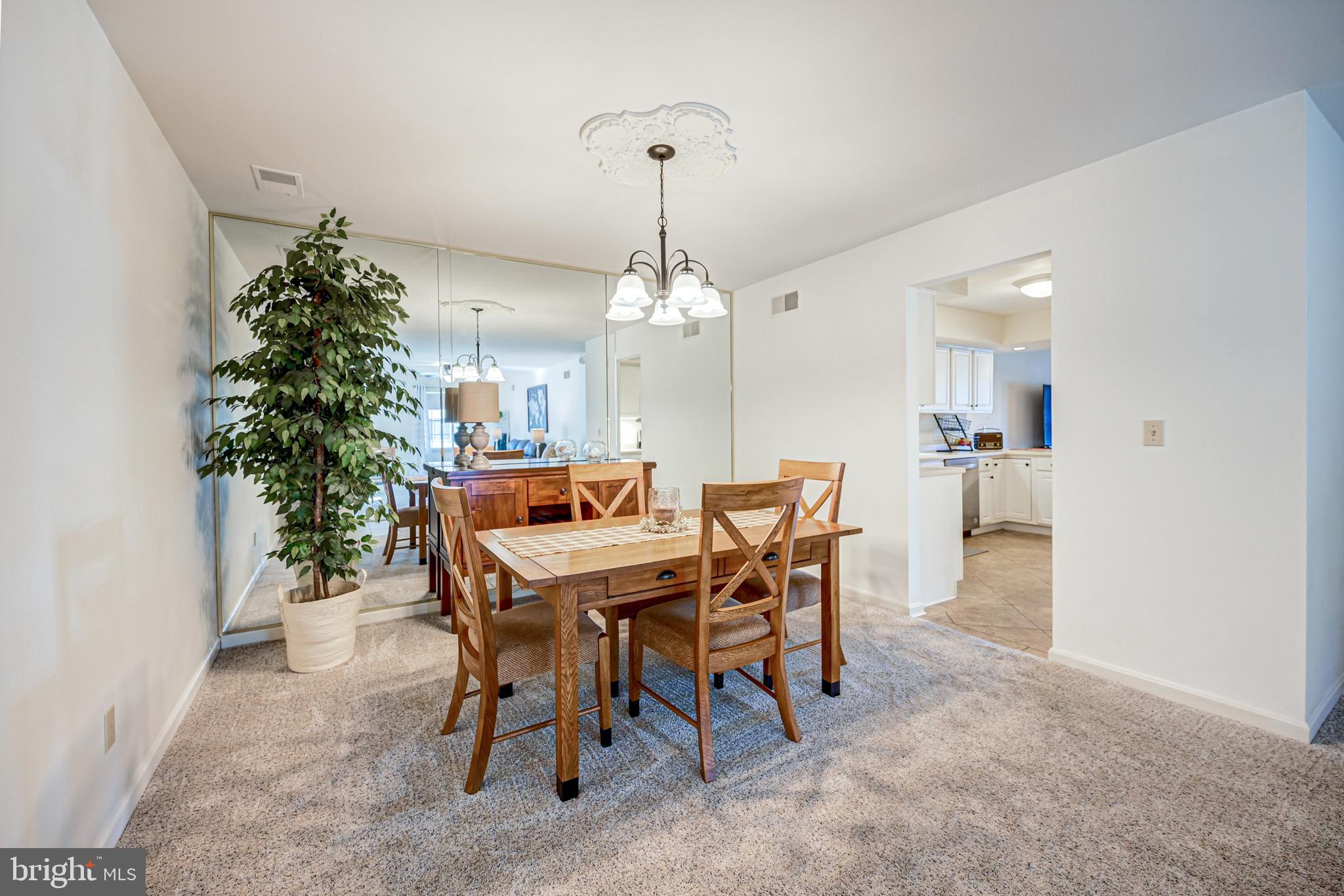 LONGSTOWN VILLAGE - Residential