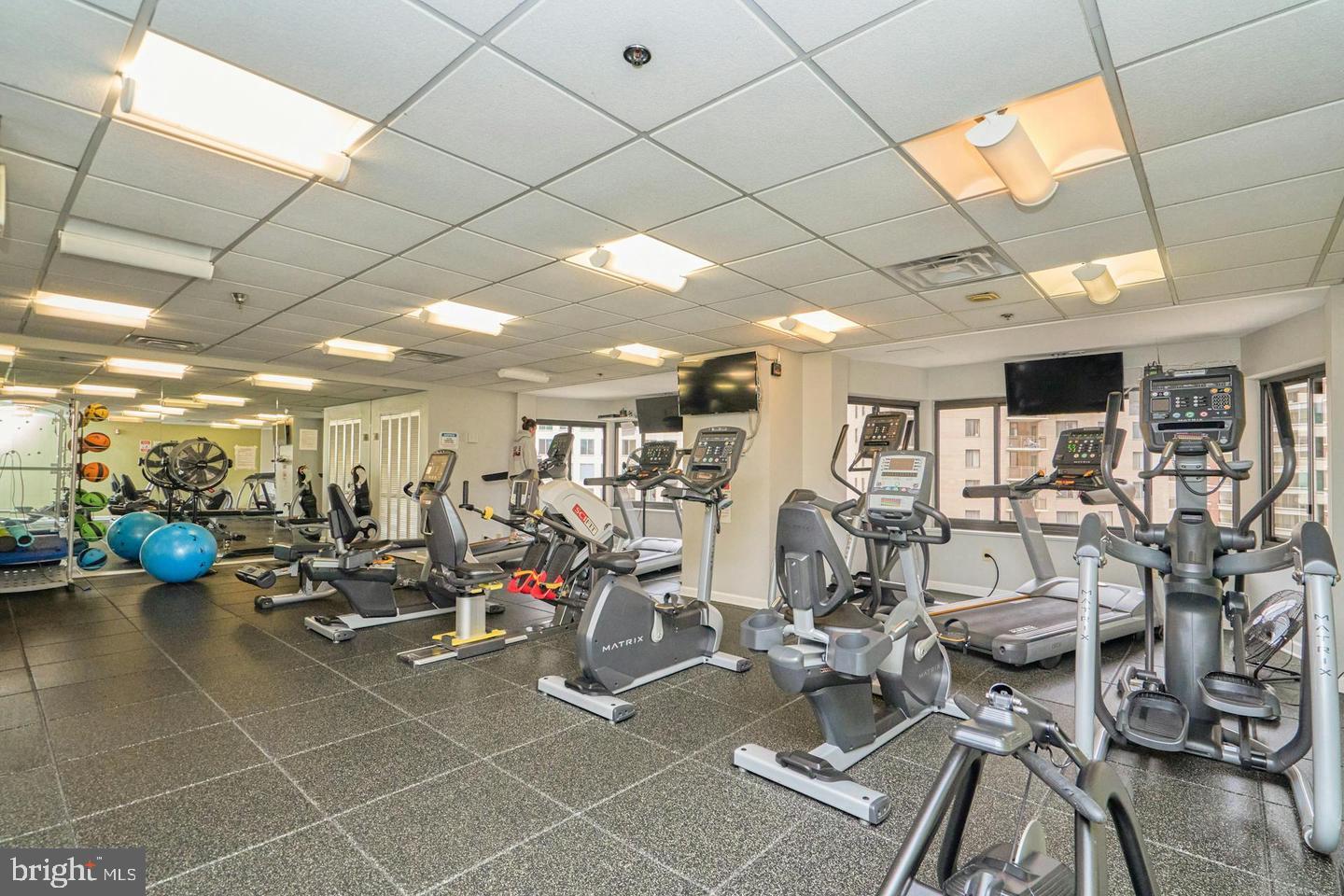 ALTA VISTA - Residential Lease