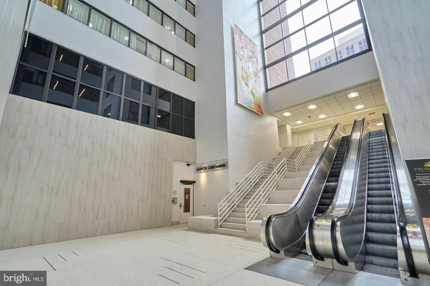 ALTA VISTA - Residential Lease