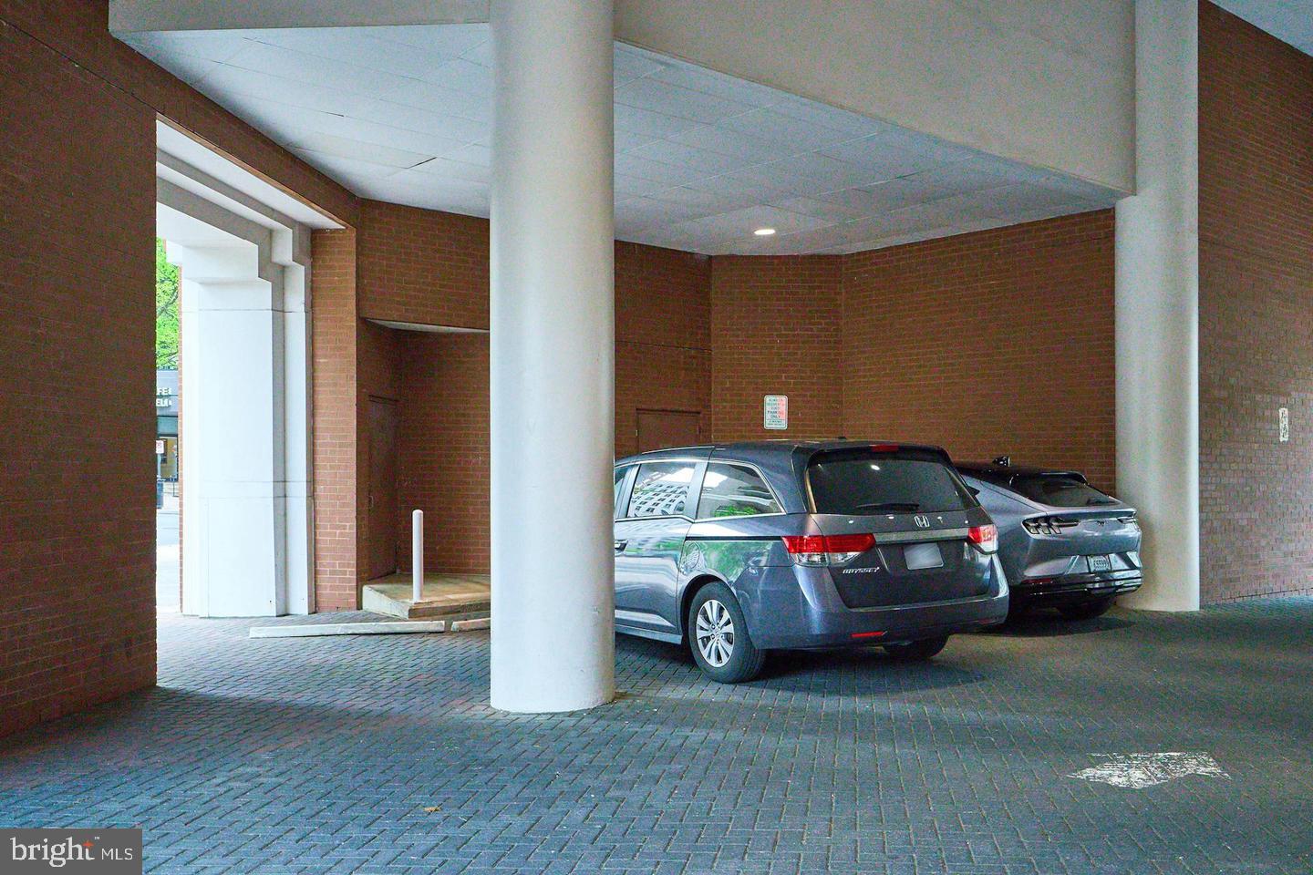 ALTA VISTA - Residential Lease