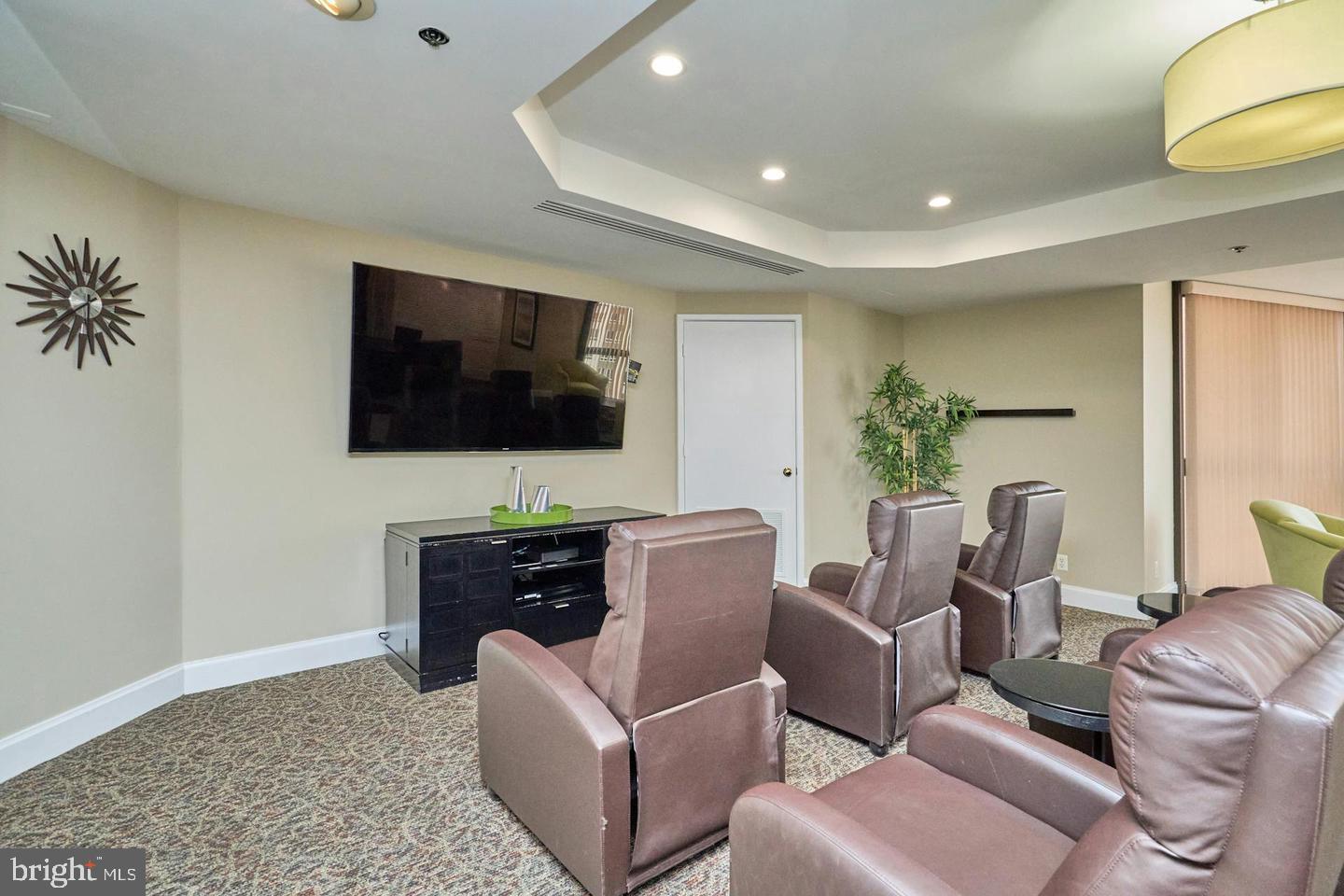 ALTA VISTA - Residential Lease