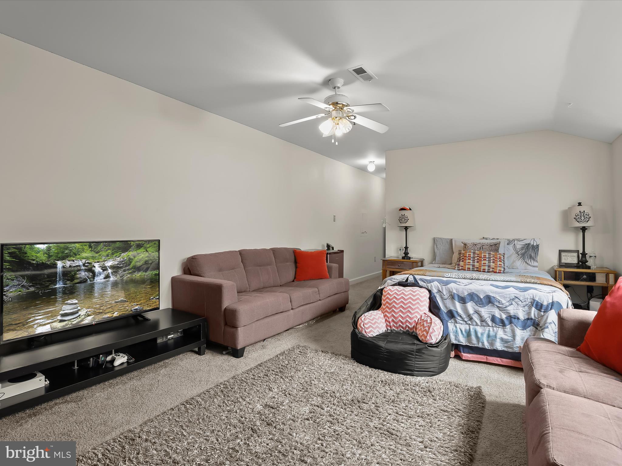 BRENTWOOD PARK - Residential