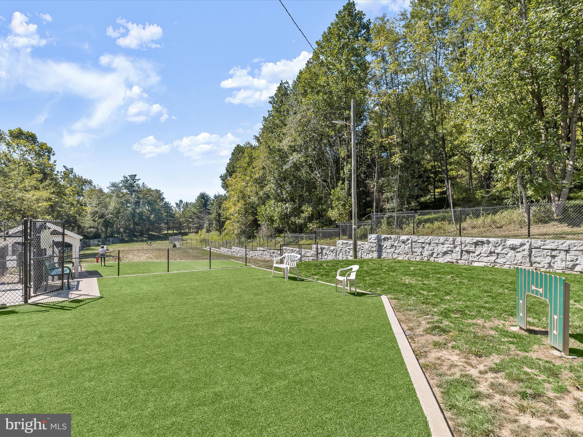 BRENTWOOD PARK - Residential