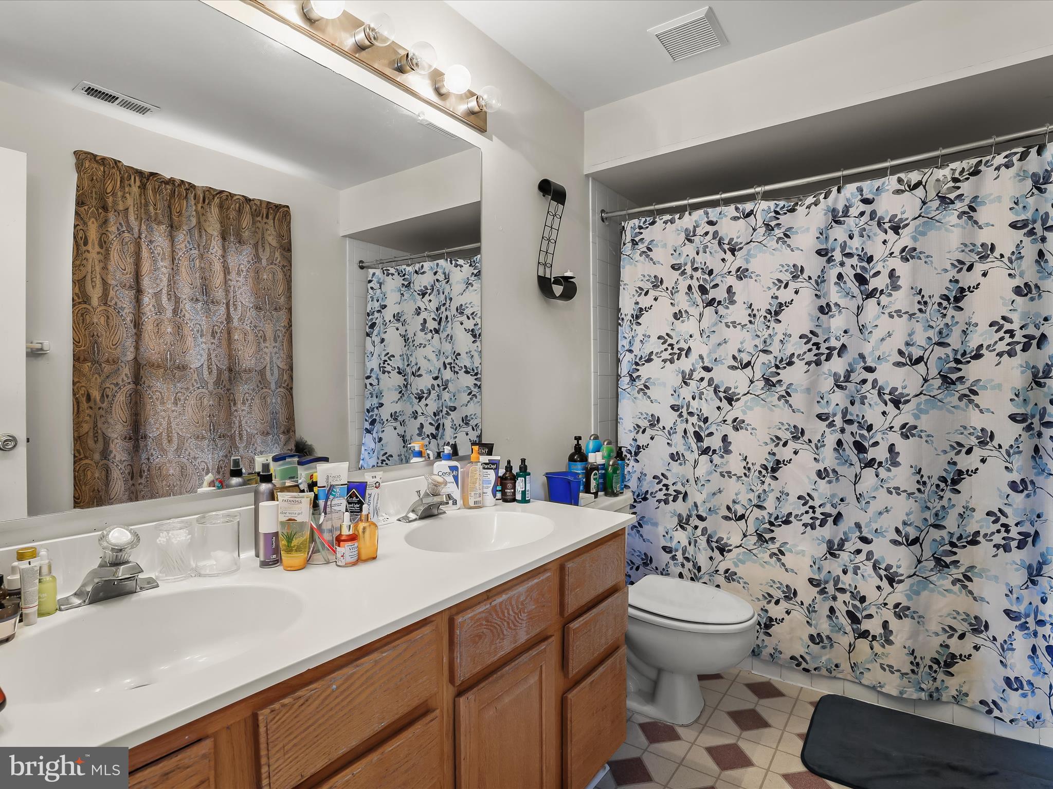 BRENTWOOD PARK - Residential