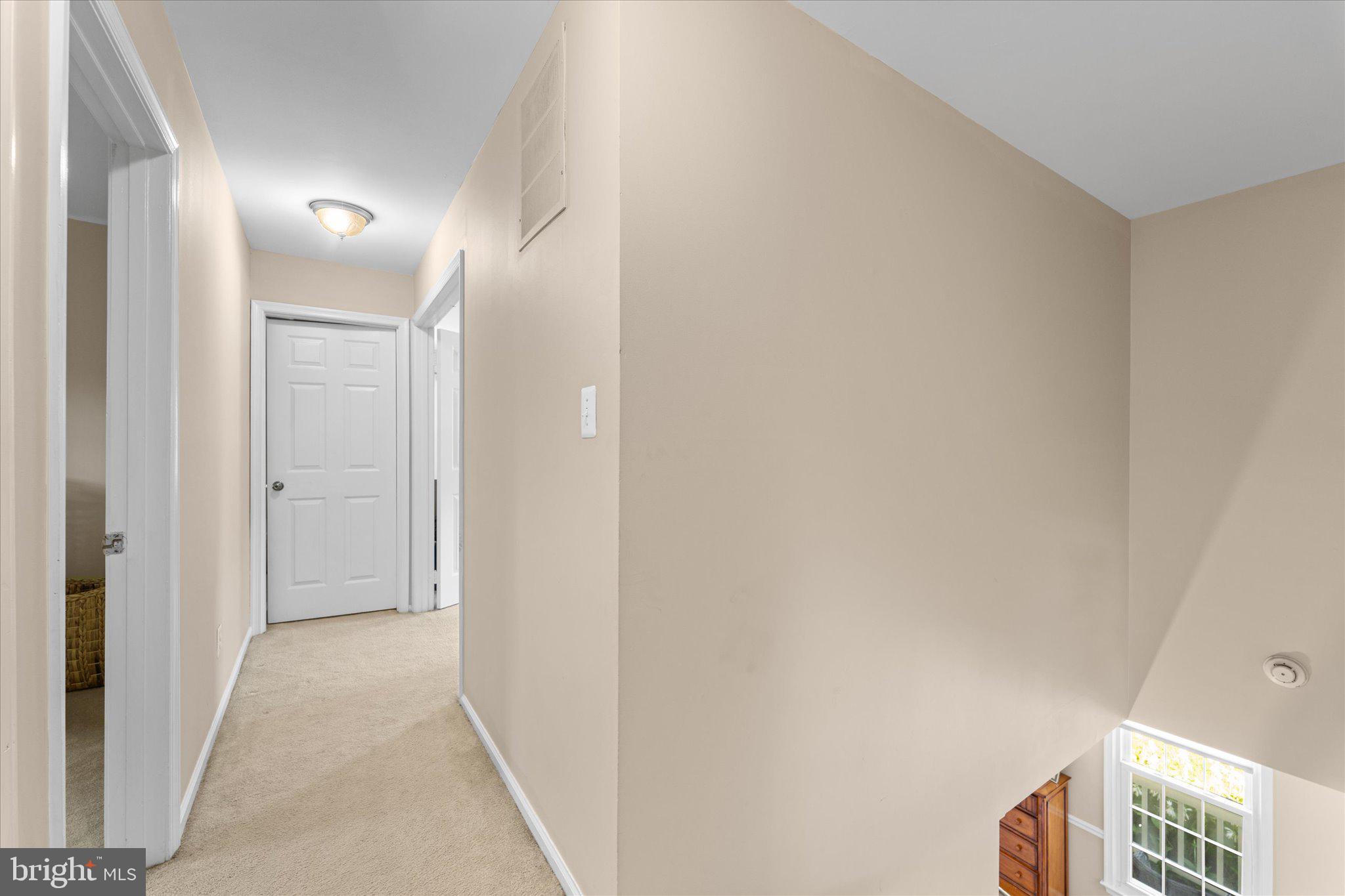 LONGWOOD KNOLLS - Residential Lease