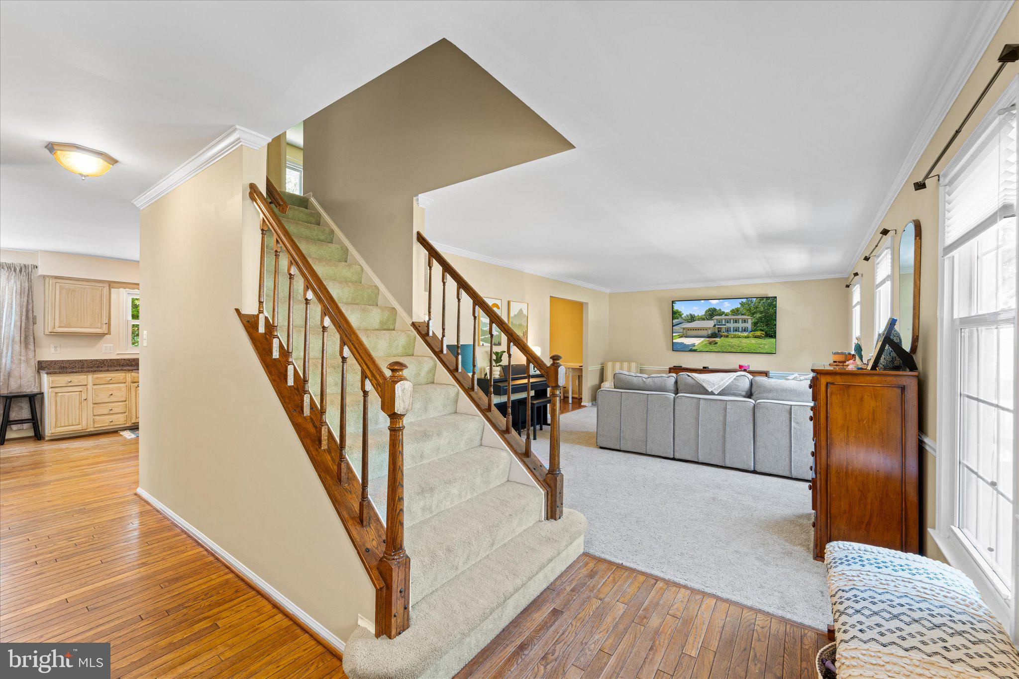 LONGWOOD KNOLLS - Residential Lease