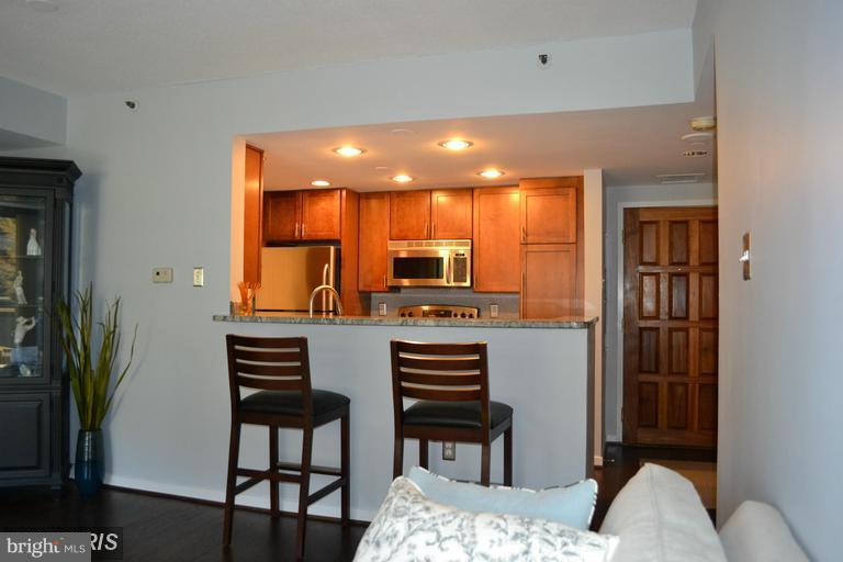 ATRIUM - Residential Lease