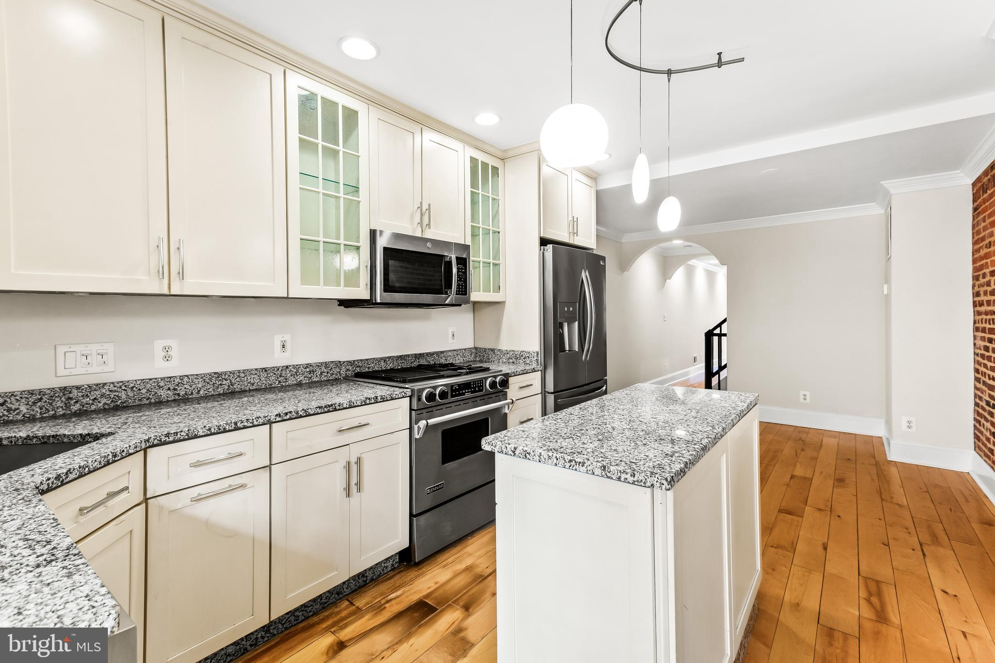 CANTON - Residential