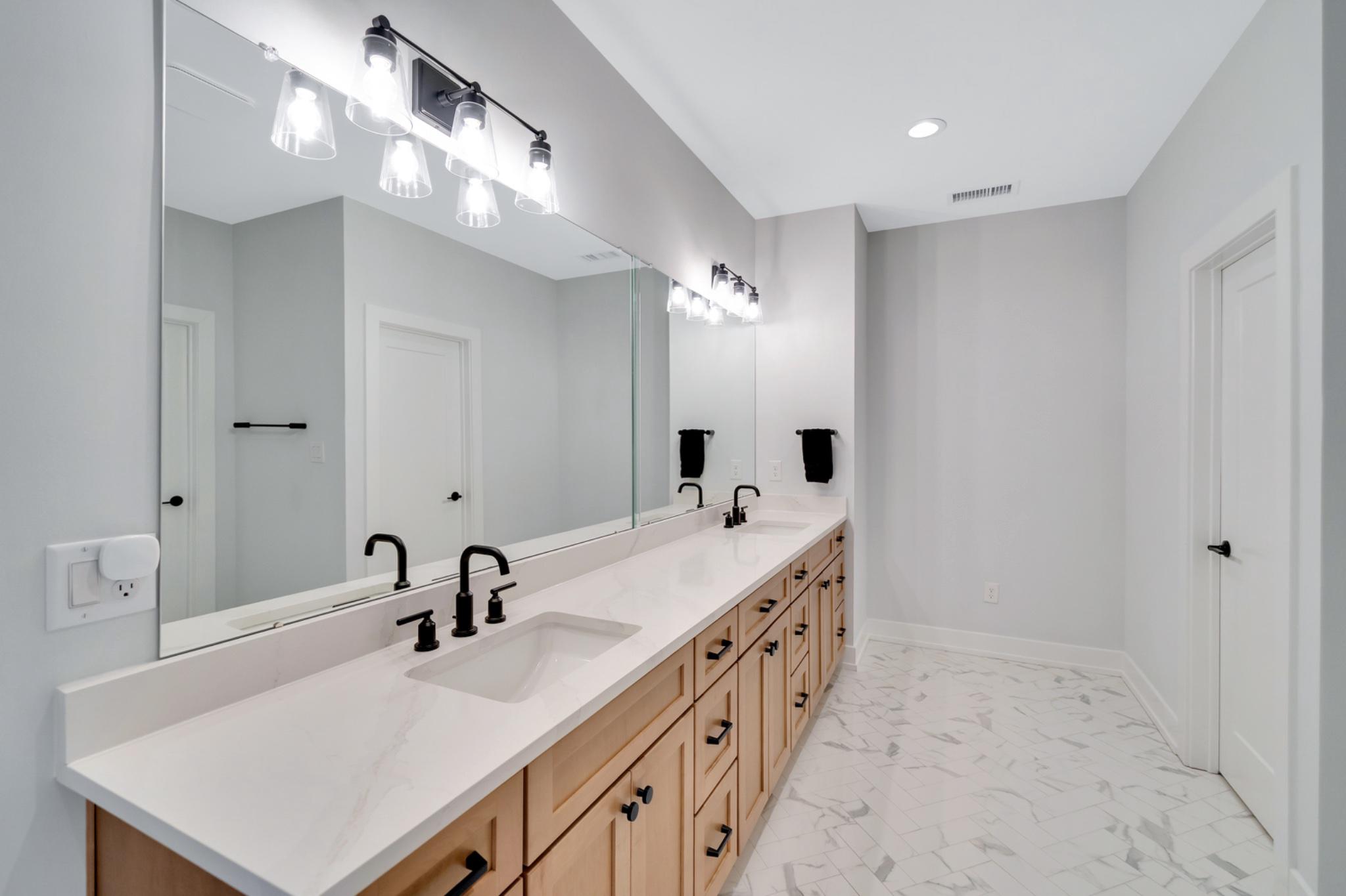 BRIARWOOD - Residential