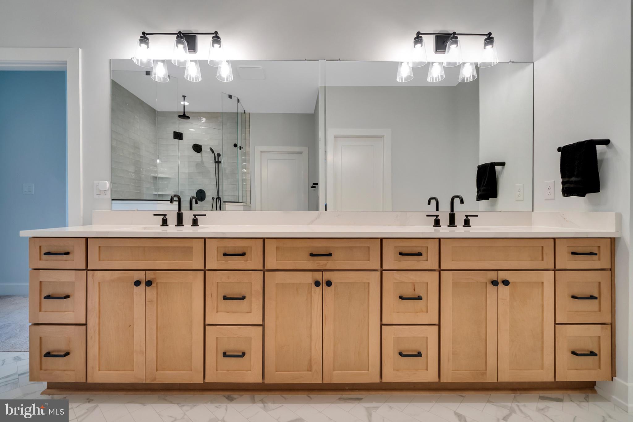 BRIARWOOD - Residential