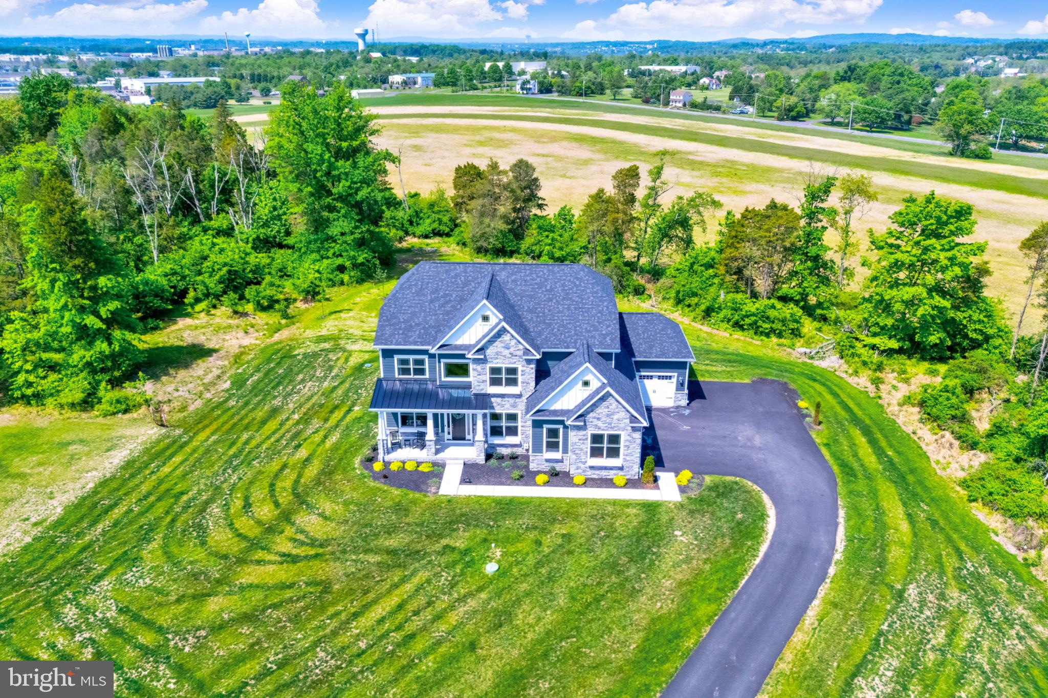 BRIARWOOD - Residential