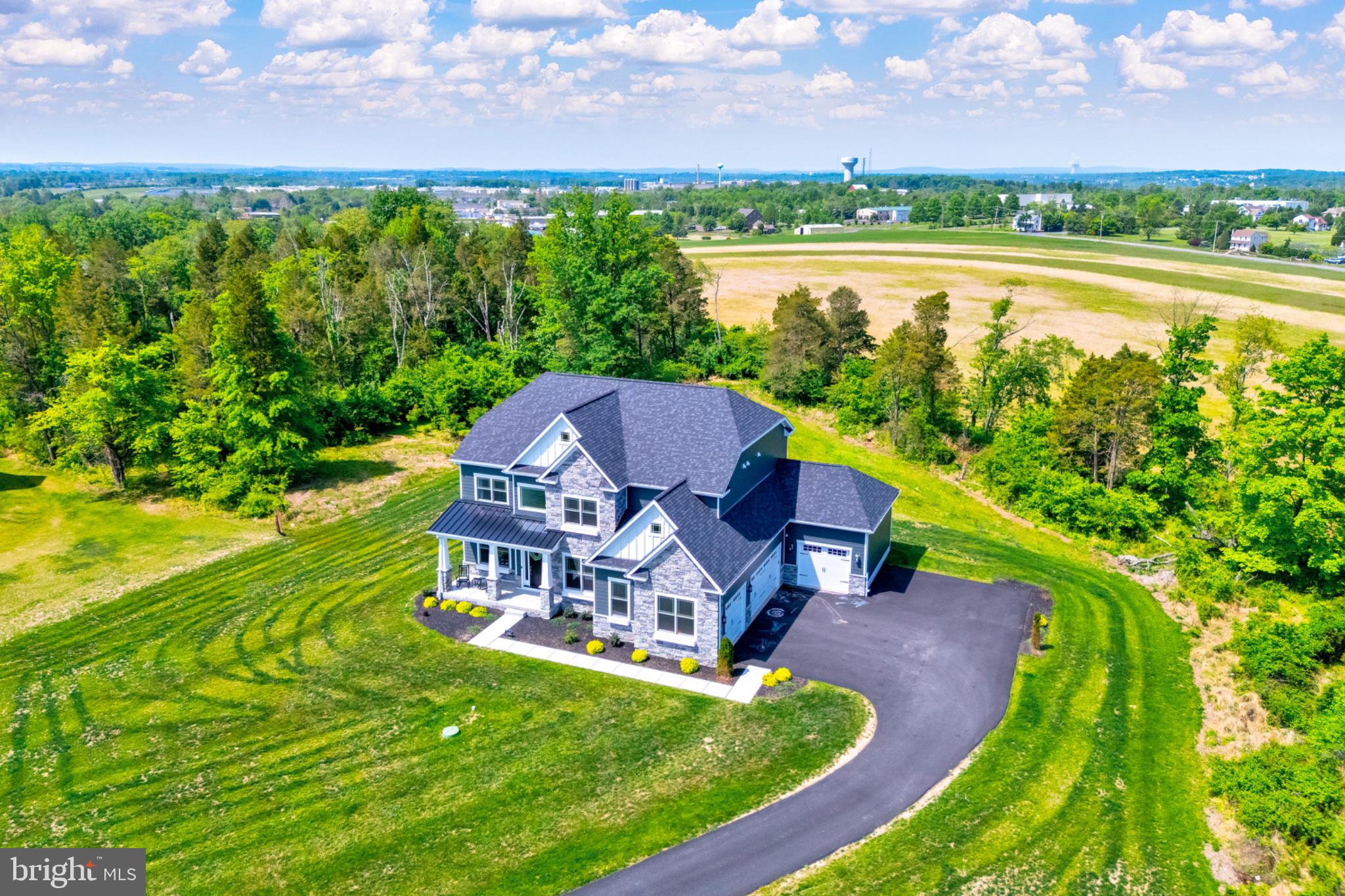 BRIARWOOD - Residential