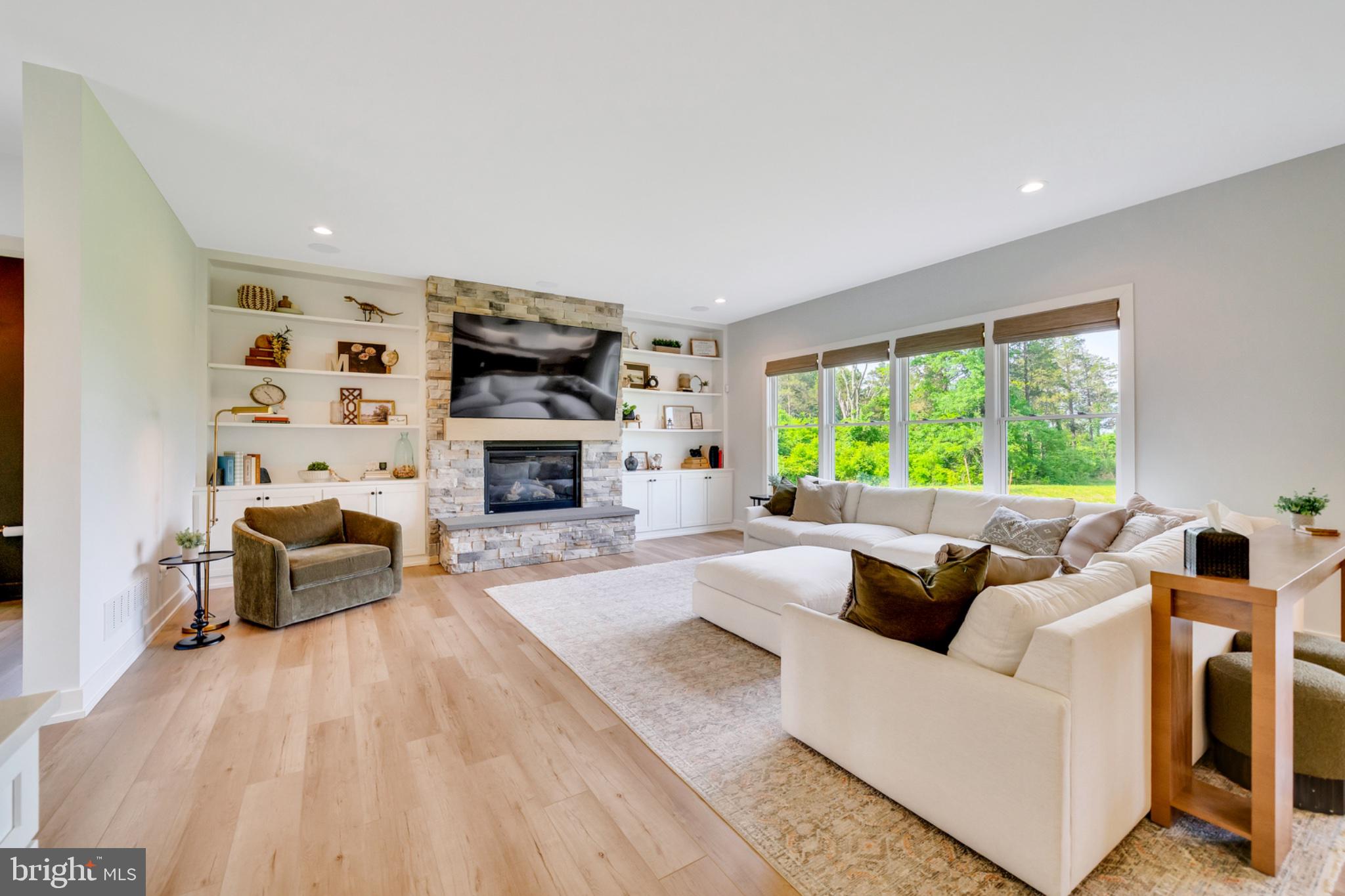 BRIARWOOD - Residential