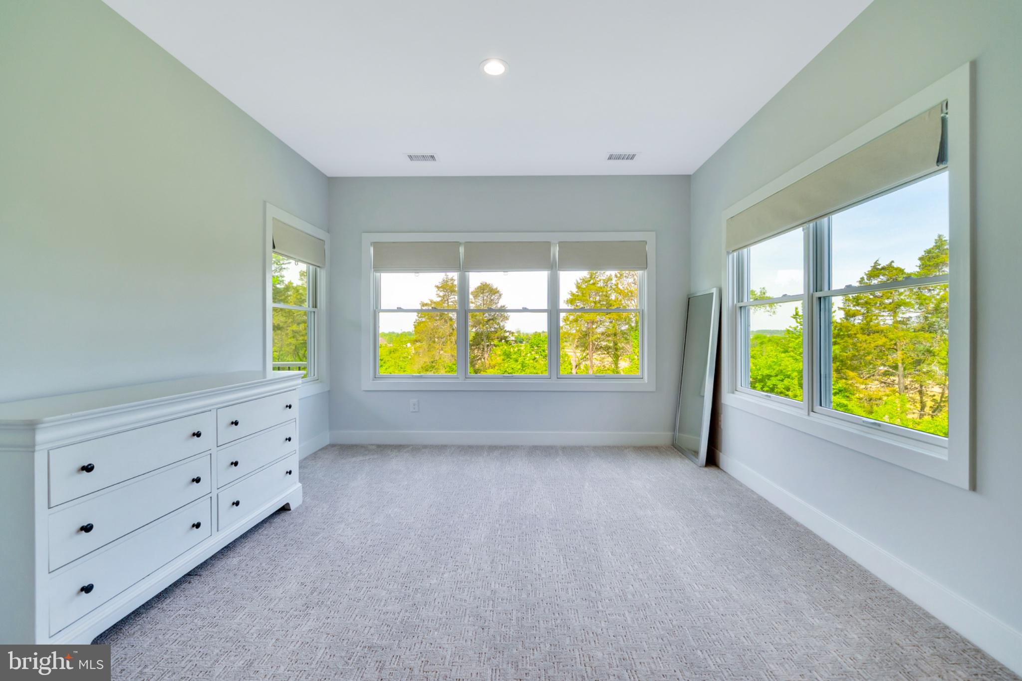 BRIARWOOD - Residential