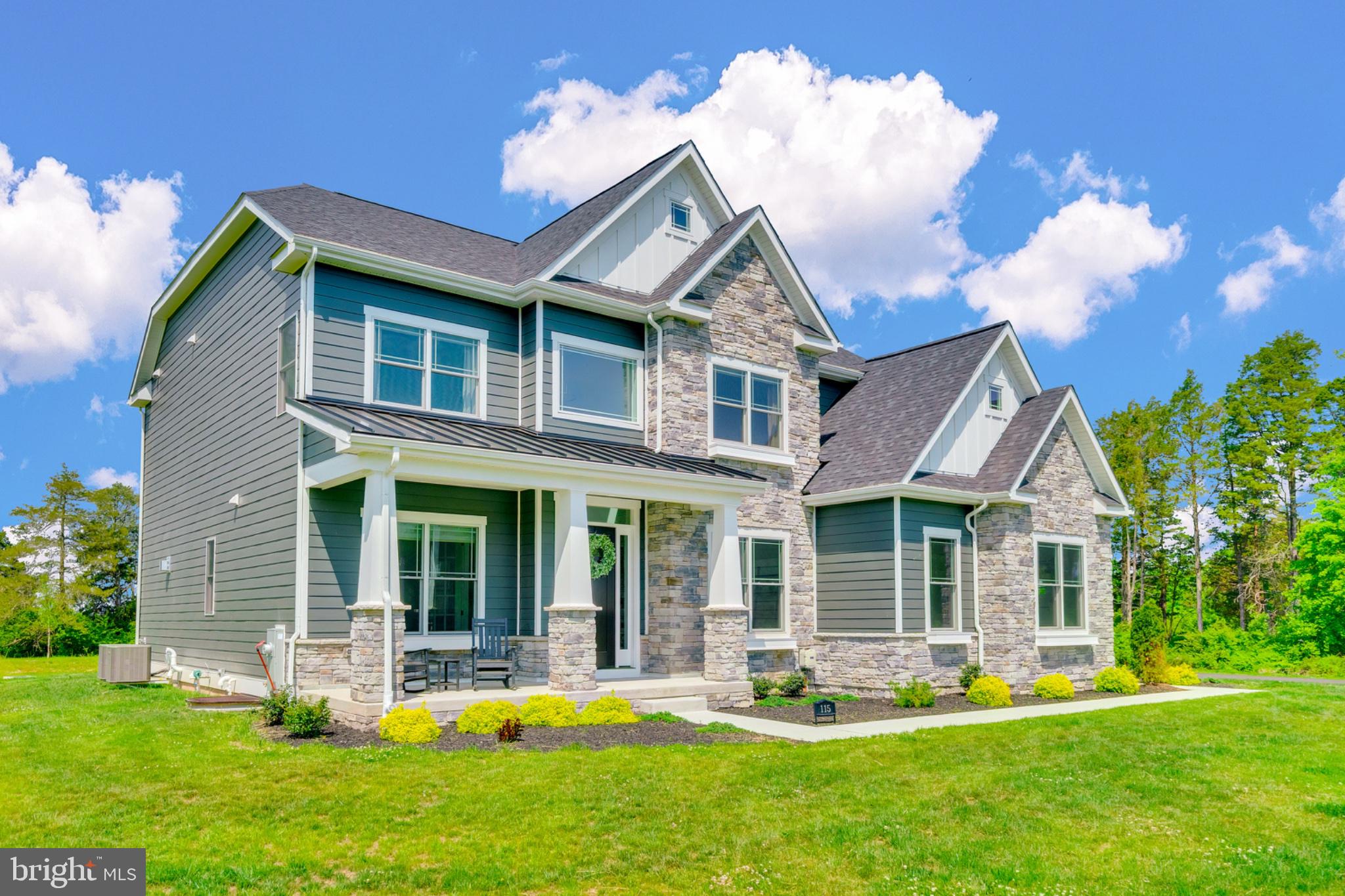 BRIARWOOD - Residential