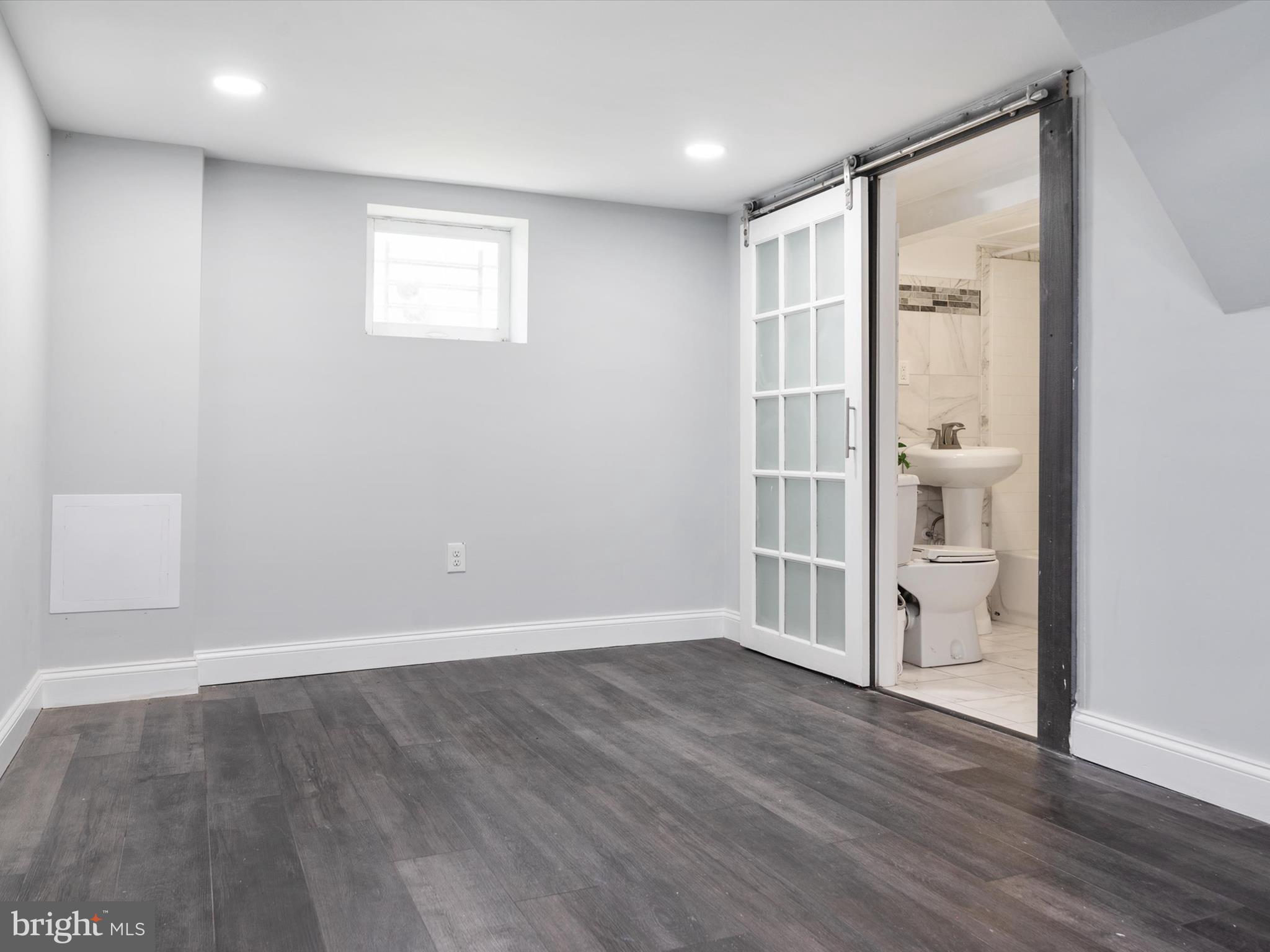 BROOKLYN - Residential