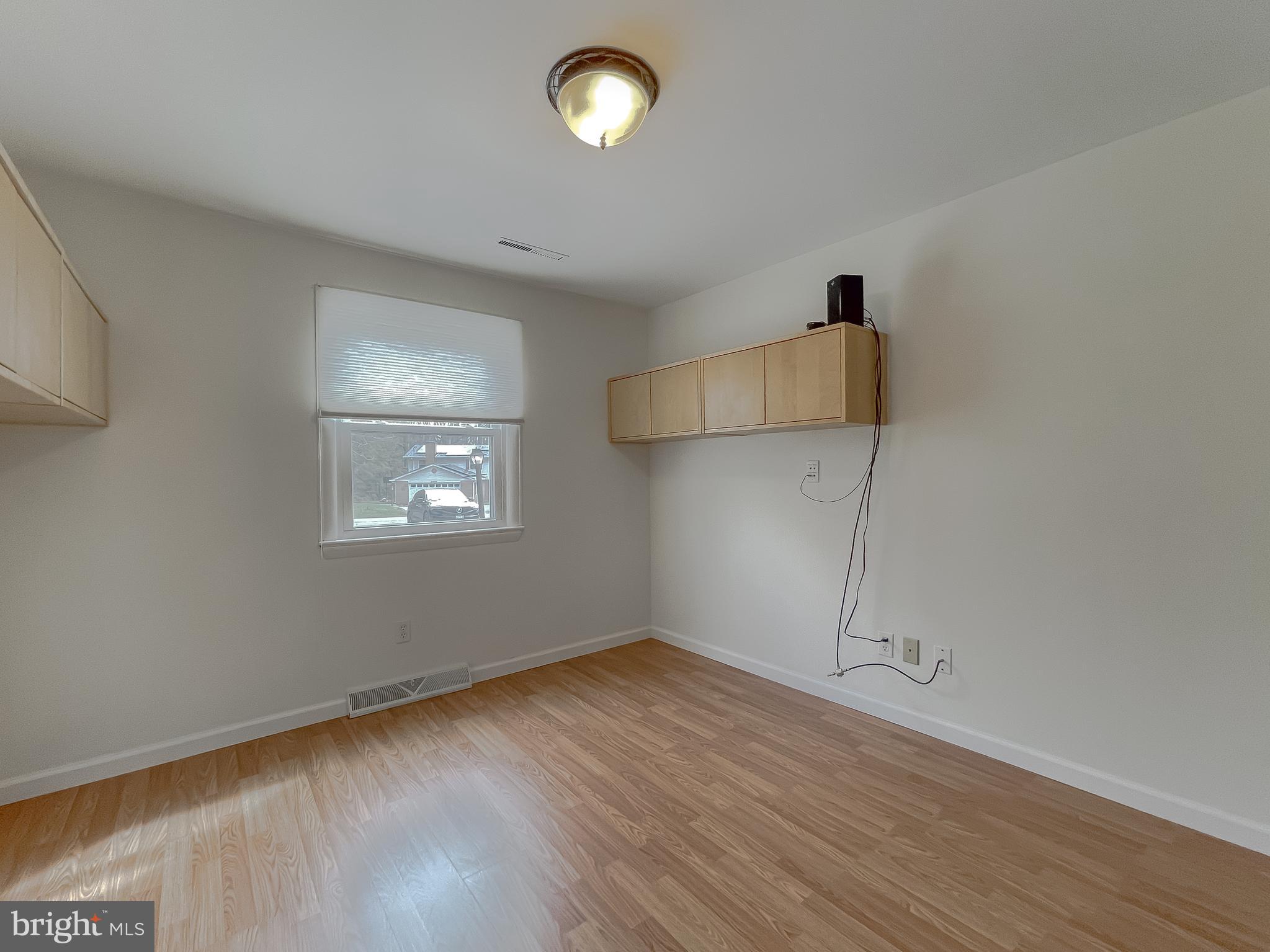 ESPERANZA FARMS - Residential Lease