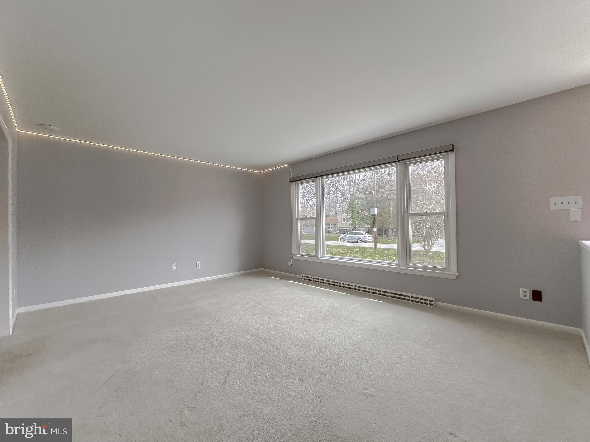 ESPERANZA FARMS - Residential Lease