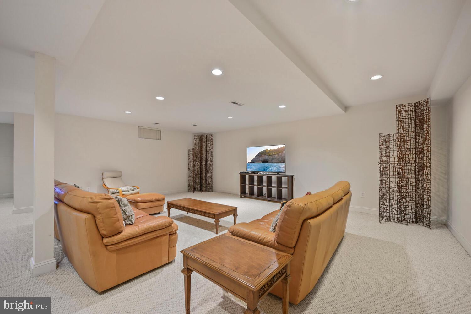 LOCUST RIDGE - Residential