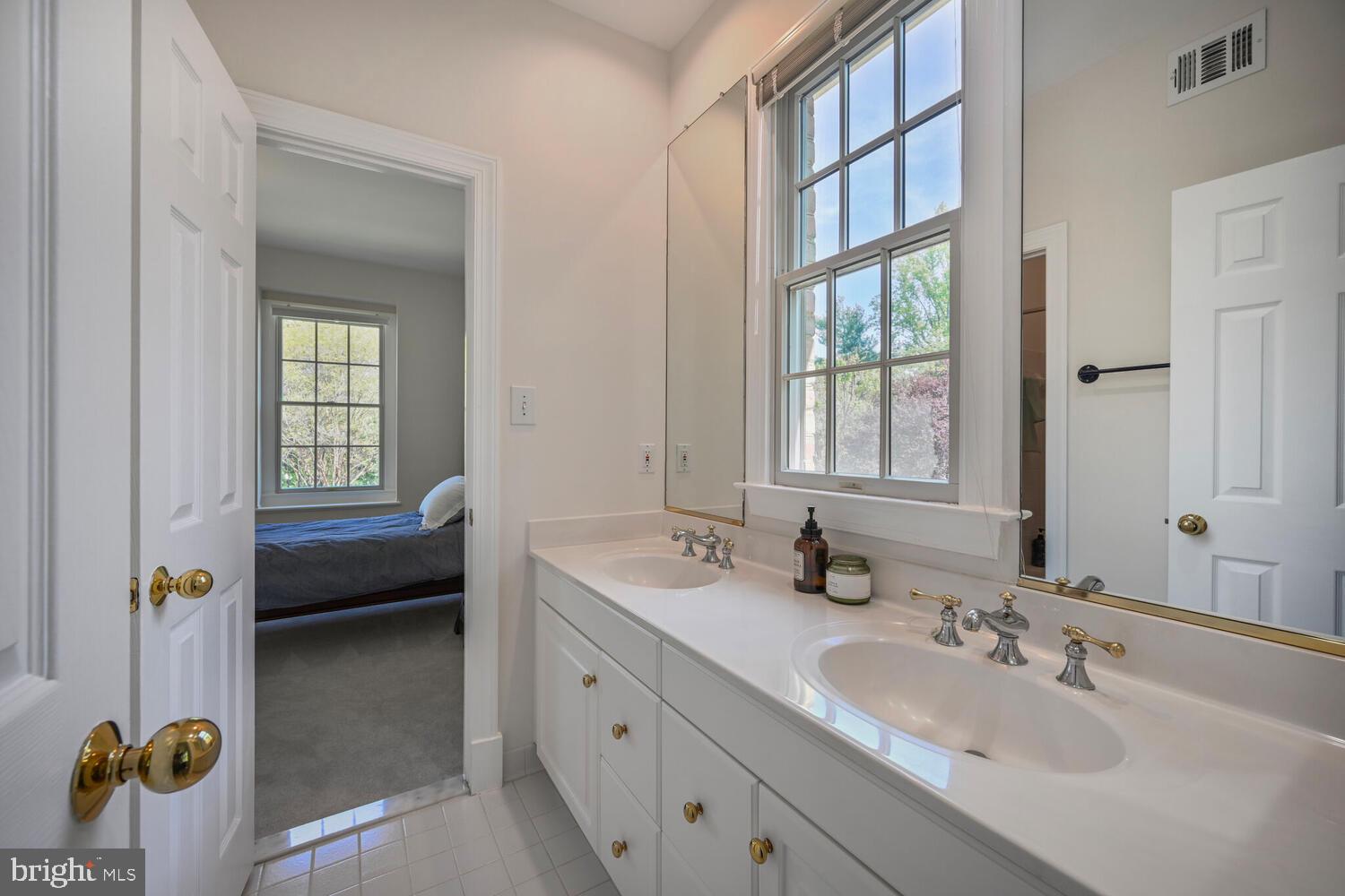 LOCUST RIDGE - Residential