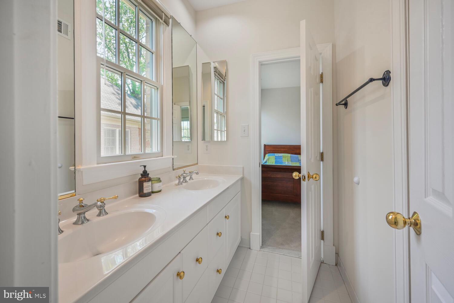 LOCUST RIDGE - Residential