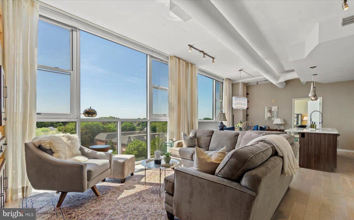 3409 WILSON BOULEVARD 707