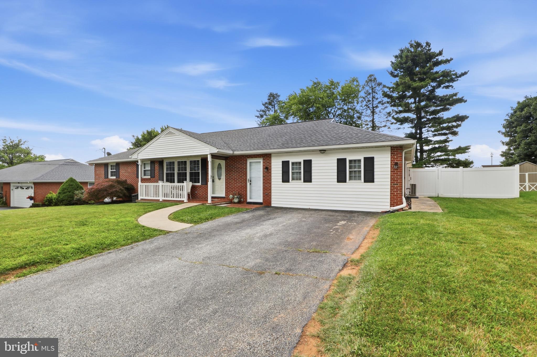 116 E CLEARVIEW DRIVE