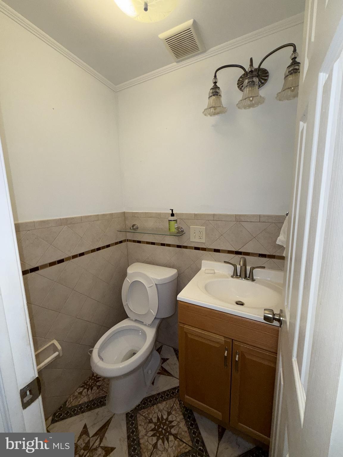 GRADUATE HOSPITAL - Residential Lease