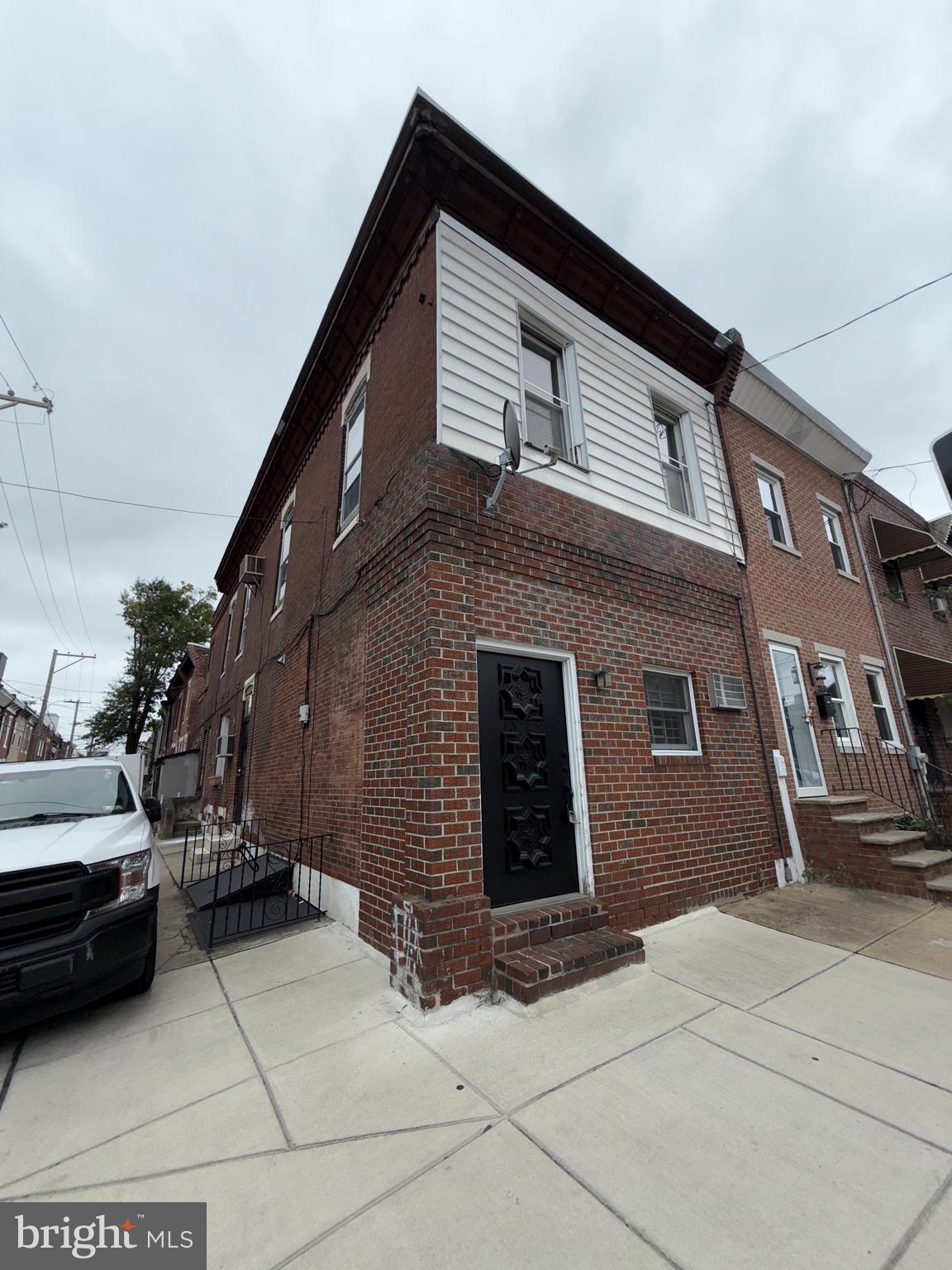 GRADUATE HOSPITAL - Residential Lease