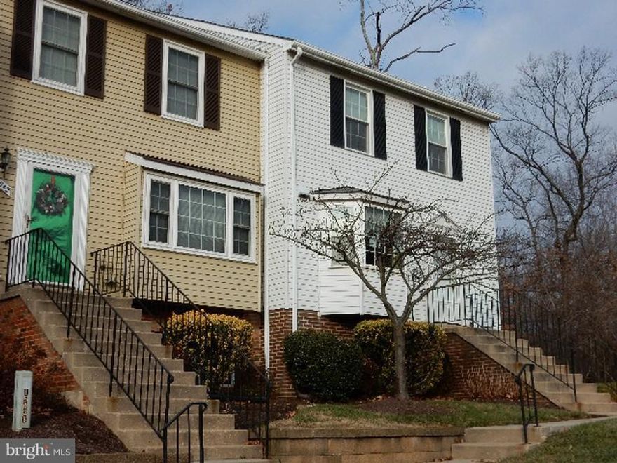 Wonderful chance to own this value priced home.  Enjoy nice room sizes, wood floors, and ample rear yard.  The rear deck is perfect for warm weather outdoor living space.  Use the unfinished basement as added storage or finish for more living space.  A convenient location, just blocks from the park and a short drive to Columbia! Easy access to I95 and Route 1!