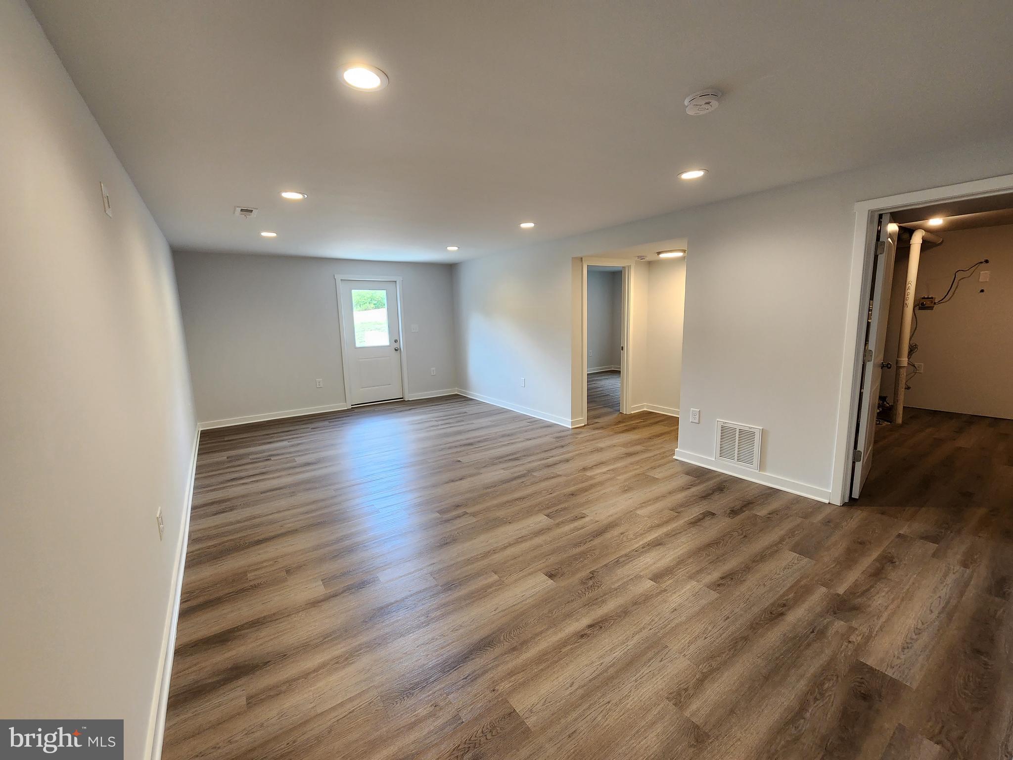 POINT VIEW ESTATES - Residential