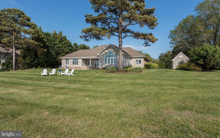 It just doesn't get any better than this exceptional,turnkey sanctuary!Ultimate sunsets, drop dead gorgeous pool(new in 2014),stunning 2016 master bath,private dock w/15,000 lb.lift,breathtaking views from all rooms.Perfect,sunny open flr plan on easy 1 level living.Great thoughtfully designed kitchen w/everything makes entertaining easy.Meticulously maintained-sheer perfection!Even a huge garage!