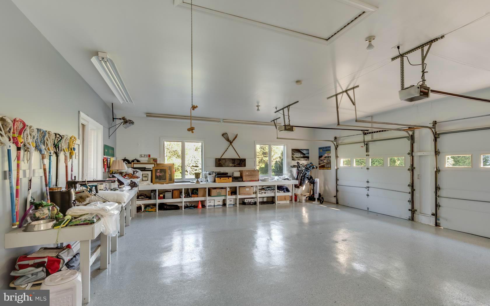 BLOODY POINT FARM - Residential