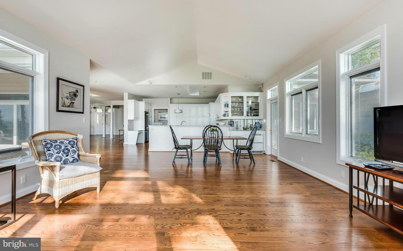 BLOODY POINT FARM - Residential