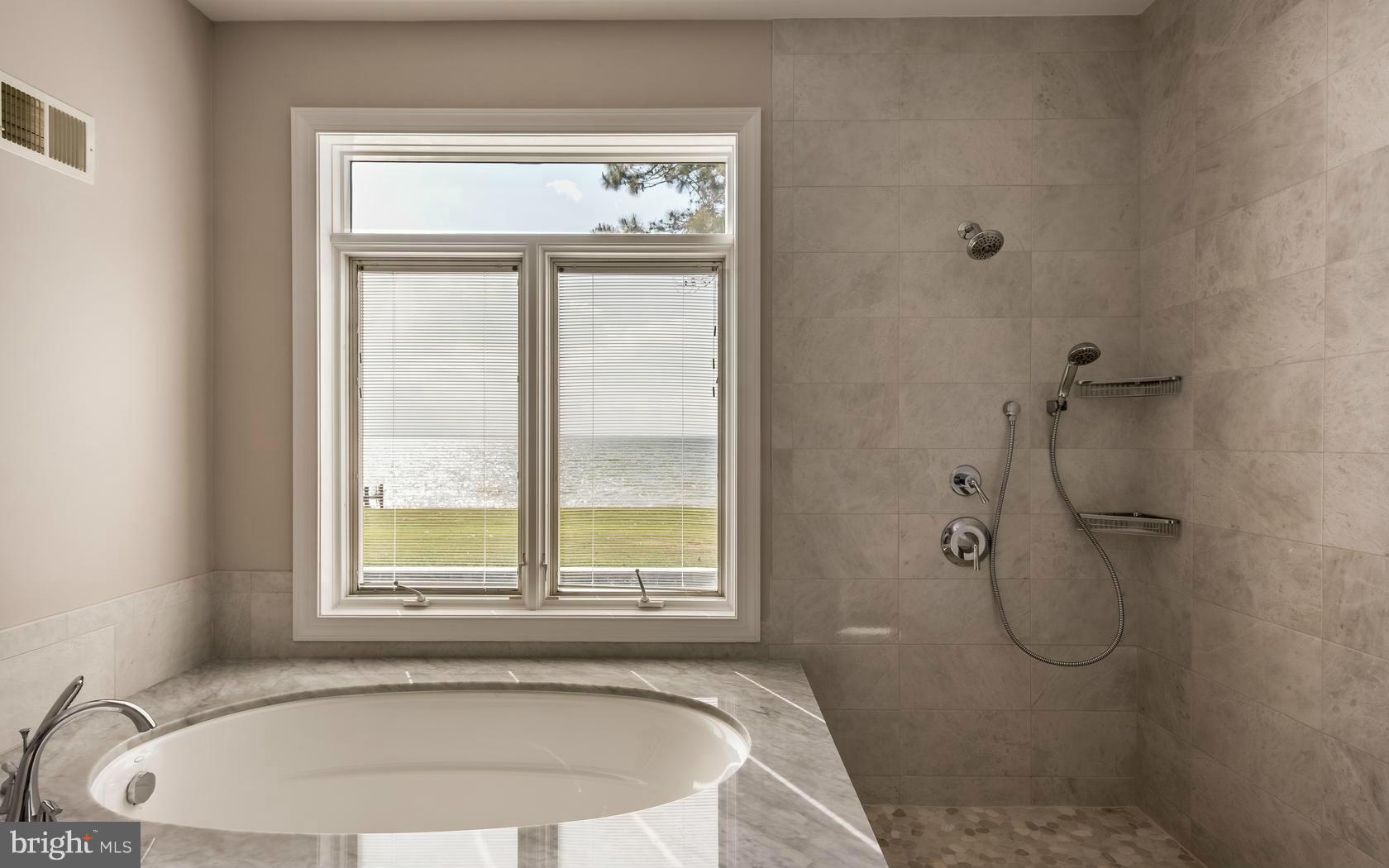 BLOODY POINT FARM - Residential