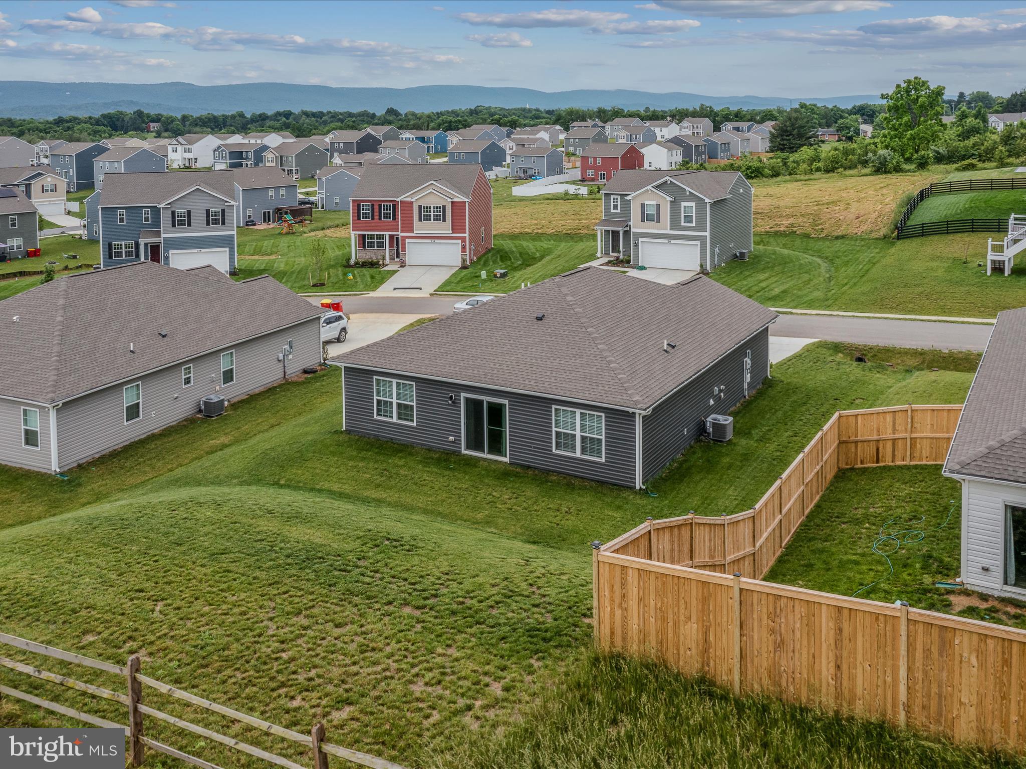 MAGNOLIA SPRINGS - Residential