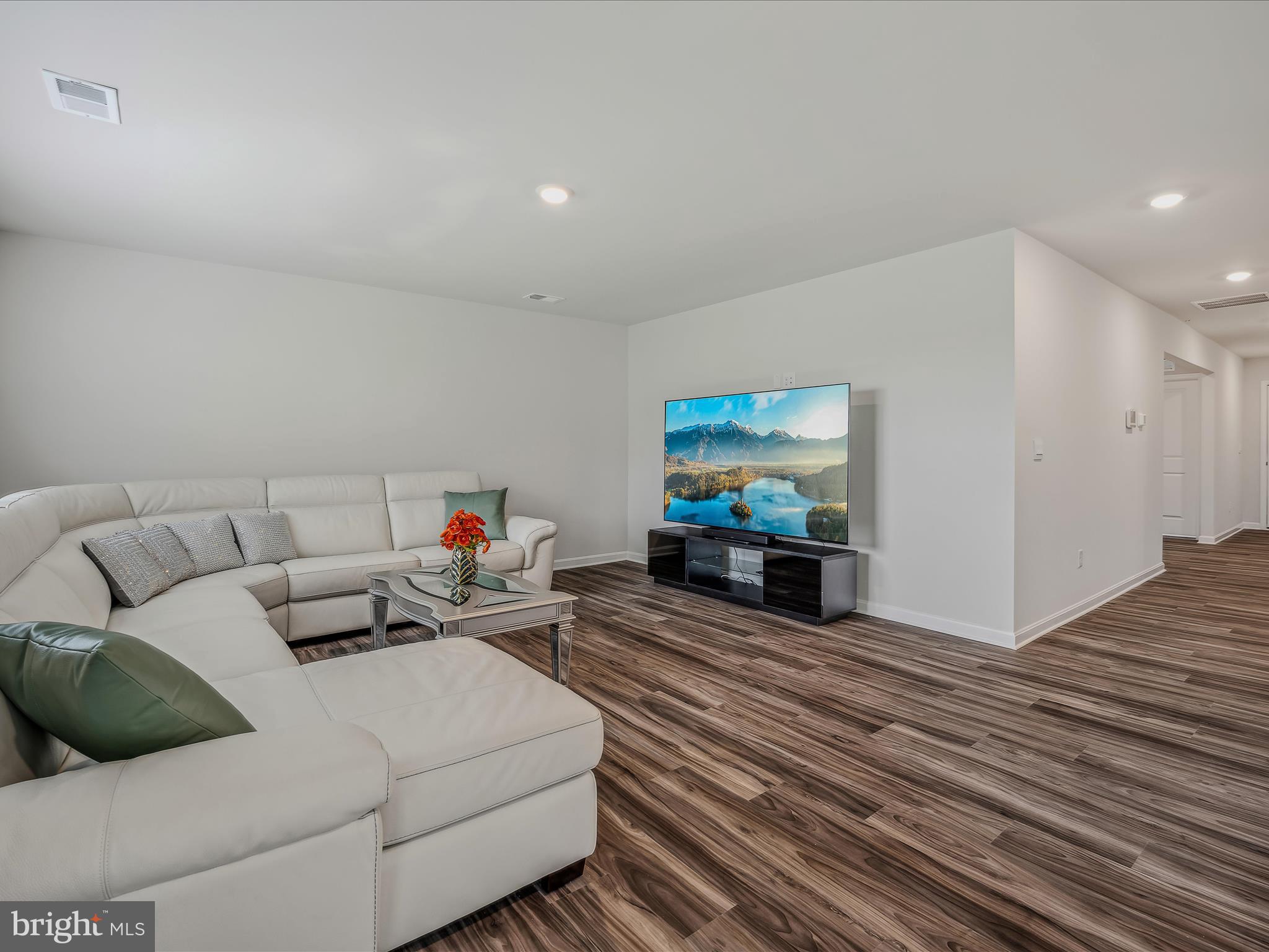 MAGNOLIA SPRINGS - Residential