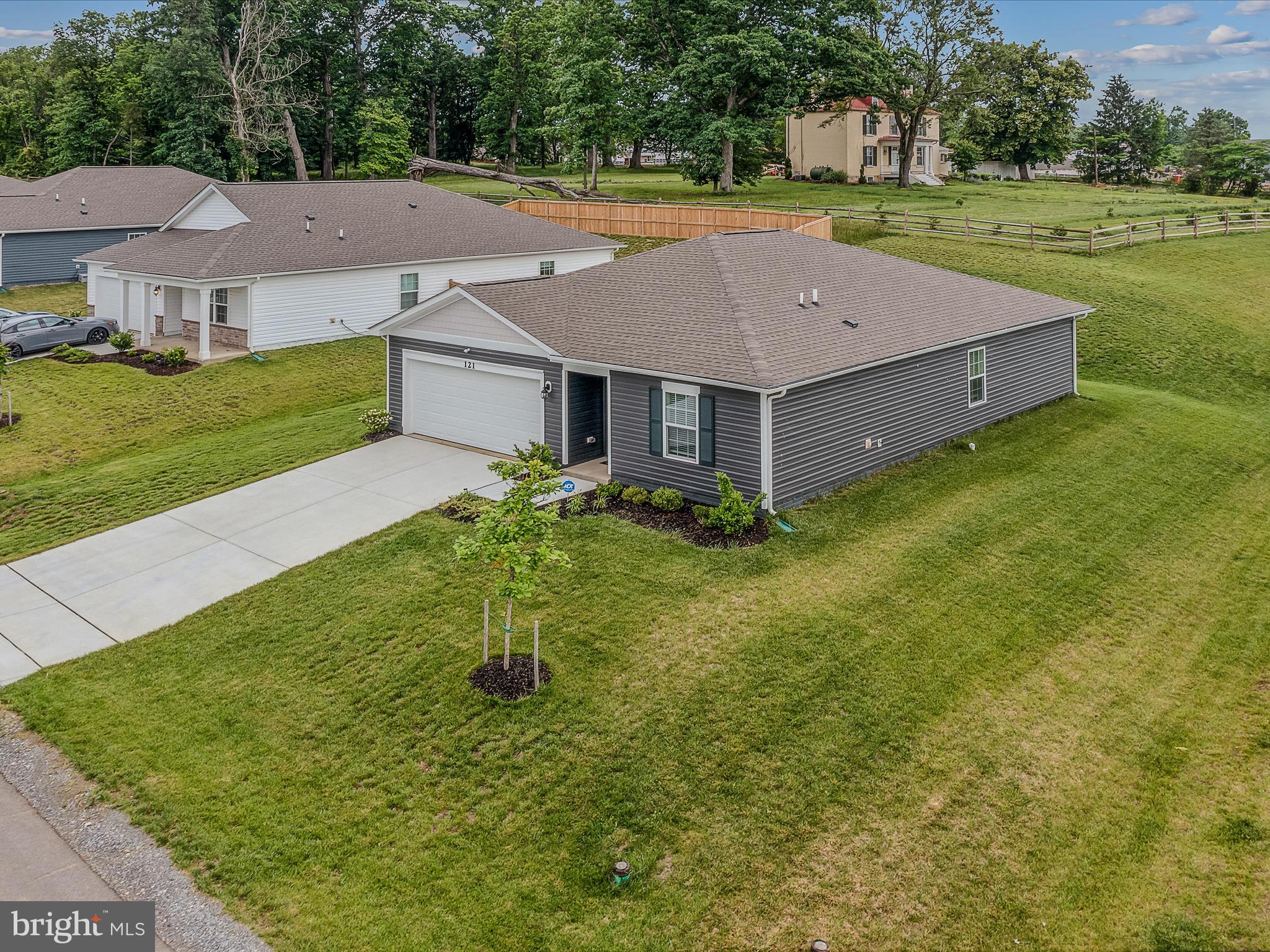 MAGNOLIA SPRINGS - Residential