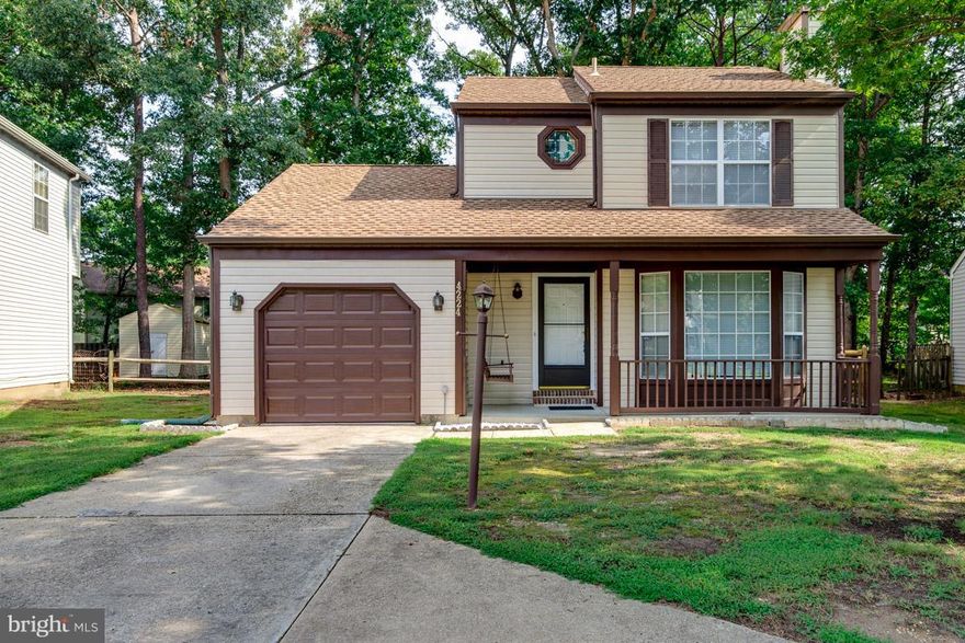 Well kept 2 story home with garage conveniently located in Waldorf.  3 bedrooms & 2 1/2 bathrooms. Step down living room with fireplace and separate dining room with bay windows. Master bedroom features vaulted ceiling & walk-in closet. Updates include newer roof, front door, storm door, fence, freshly painted. Enjoy BBQs on the expansive deck overlooking the fenced in backyard. Move in ready!