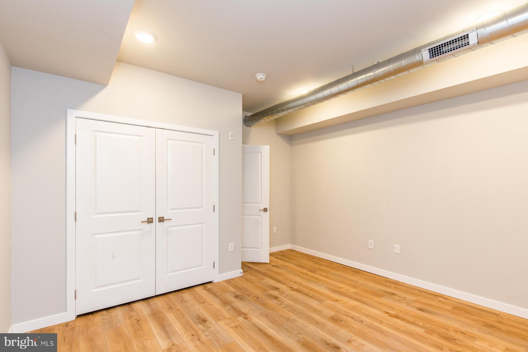 WEST KENSINGTON - Residential Lease