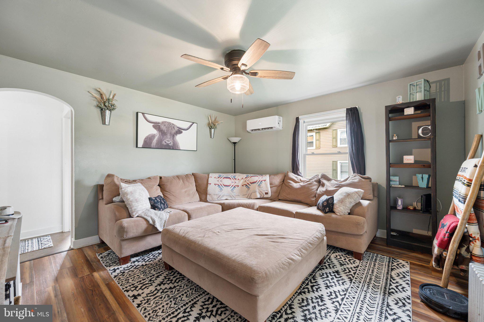 14615 PENNERSVILLE ROAD